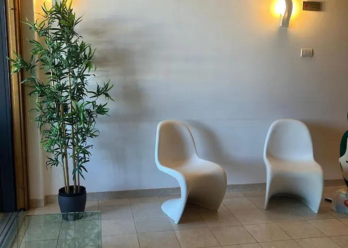 Oda ve Kahvaltı Dina Roma